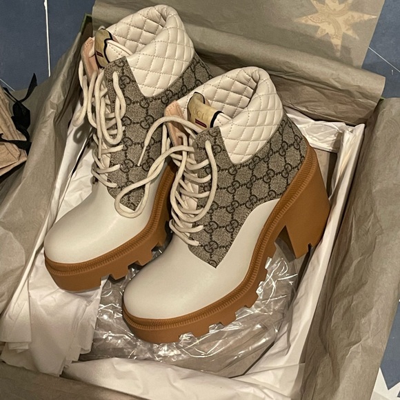 Brand New Gucci Boot - Picture 2 of 15